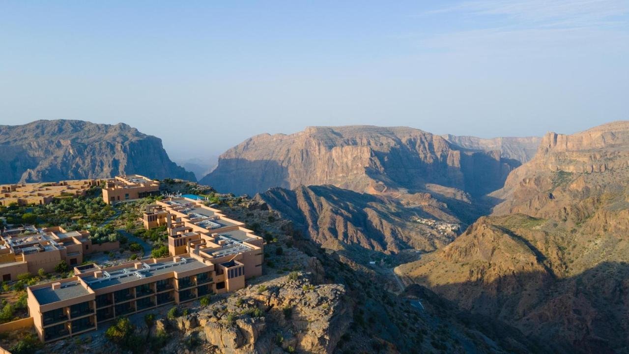 Anantara Al Jabal Al Akhdar Resort, Oman - mountain hotel for families with older children and teens, kids club and babysitting service